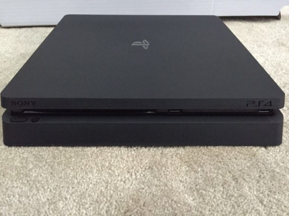 Rumor PS4 Slim 6