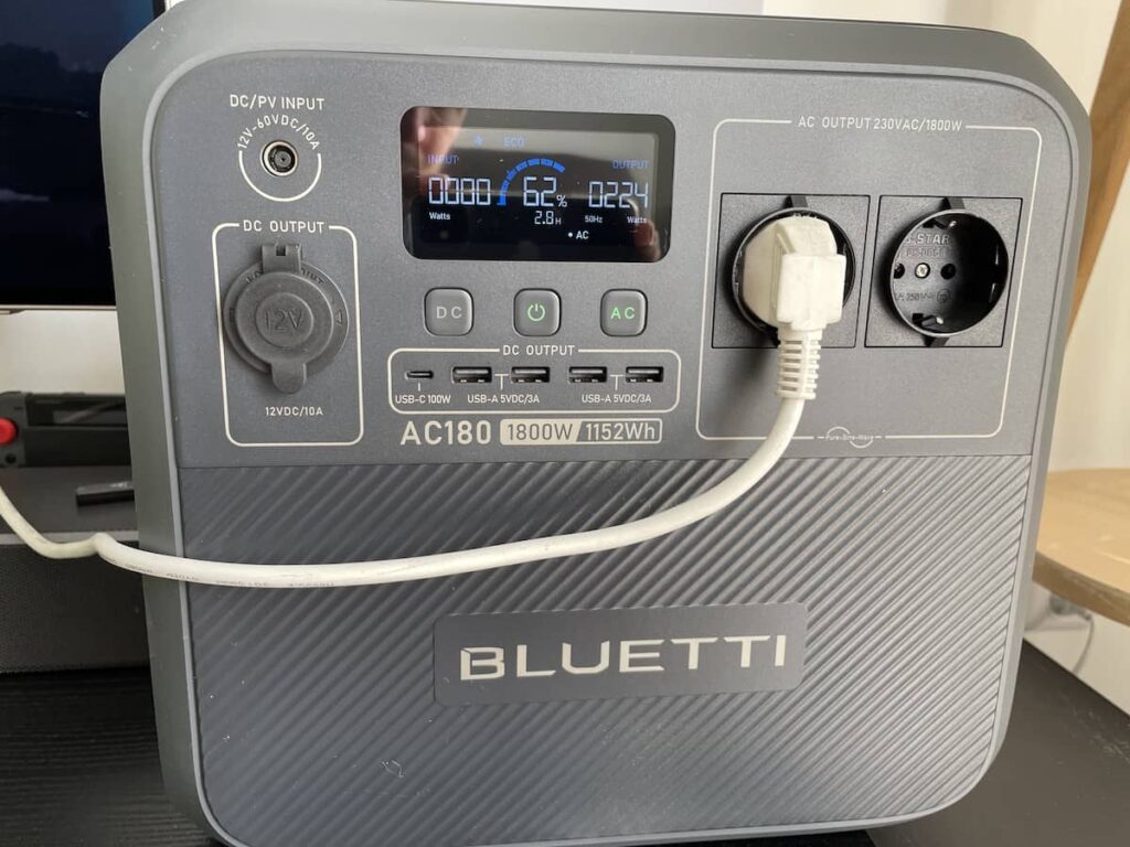 bluetti ac180 1